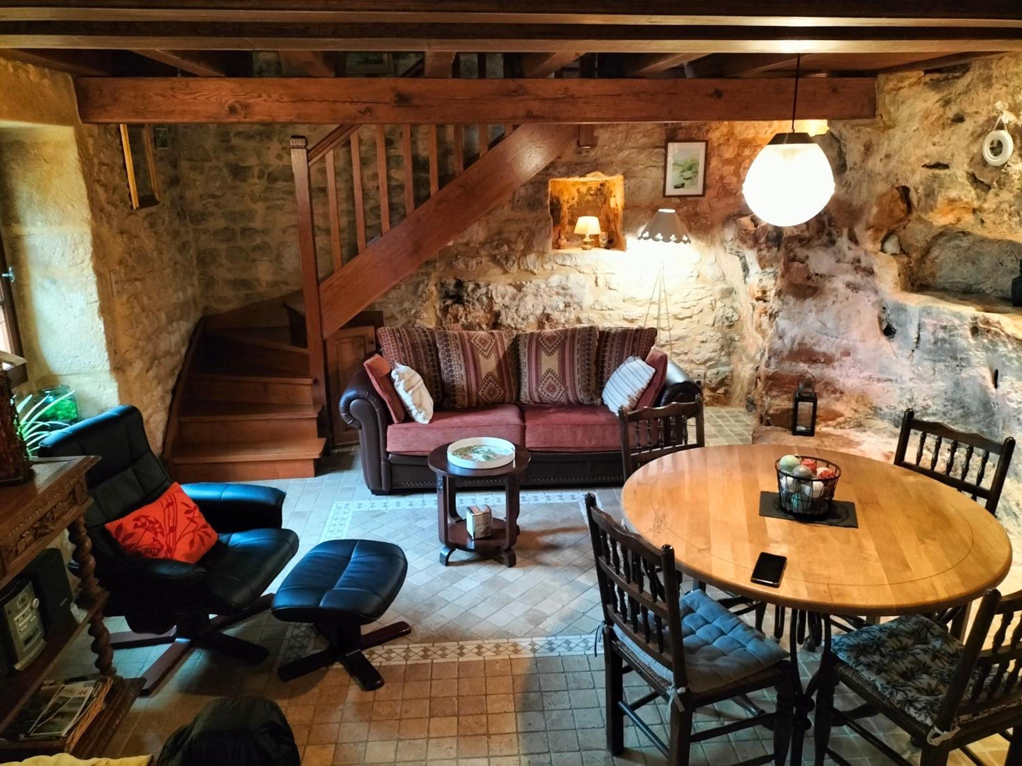 Holiday home Charmante Maison Troglodyte Vitrac (Dordogne)